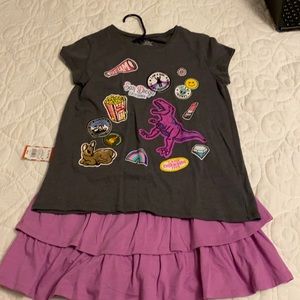 Girls outfit, fun print shirt with skort